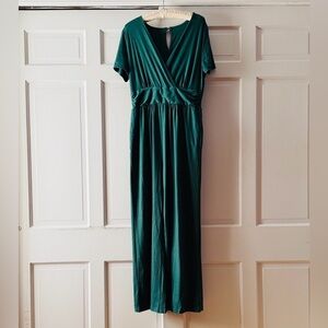 Lookboho Elegant Green shortsleeve Jumpsuit NWT